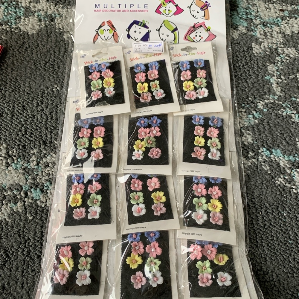 Floral Hair Clips Set
